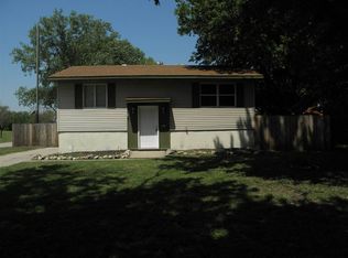 3525 S Leonine Rd, Wichita, KS 67217