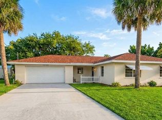 1905 Colonial Rd, Fort Pierce, FL 34950