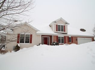 58 Ashbrook Cir, Webster, NY 14580