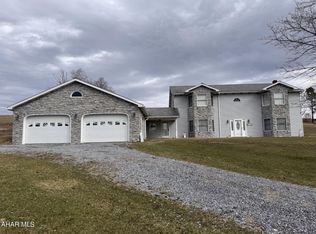 2149 Dutch Rd, Loretto, PA 15940