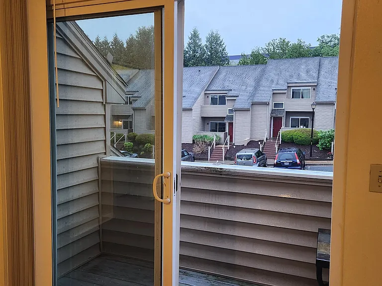 1394 Bradley Dr — Photo 31