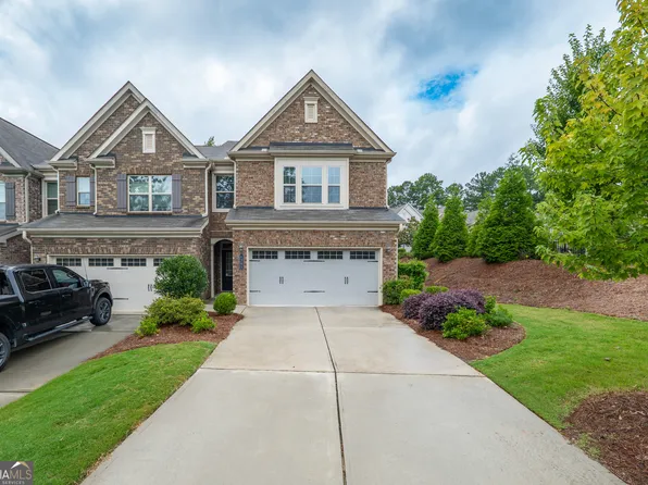 4360 Lanier Park Dr, Buford, GA 30518