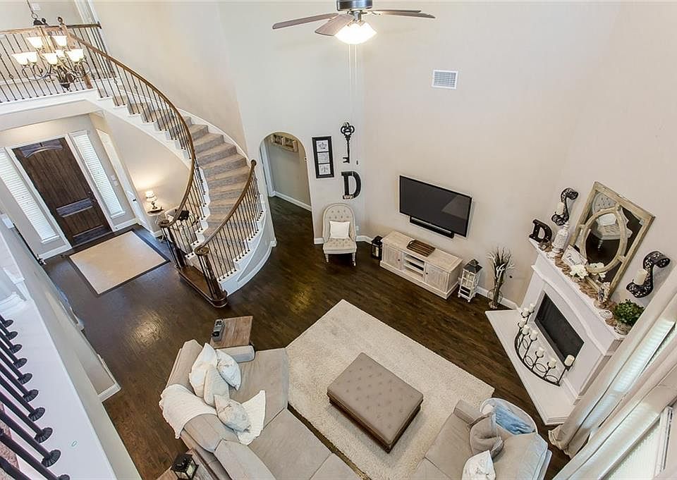 1st image of 7324 Los Padres Pl