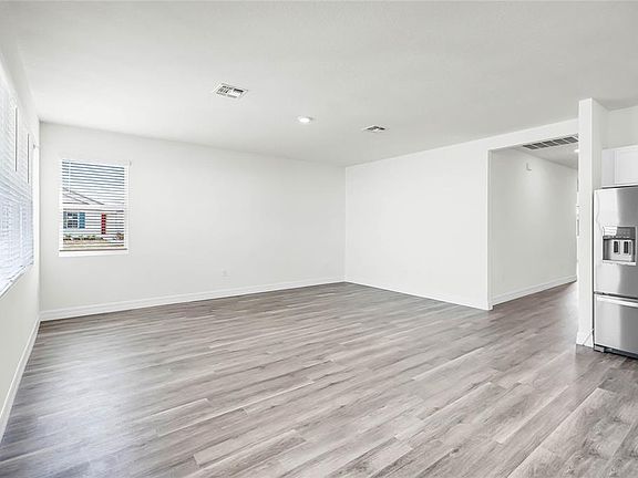 3rd image of 1757 Hummingbird Rd