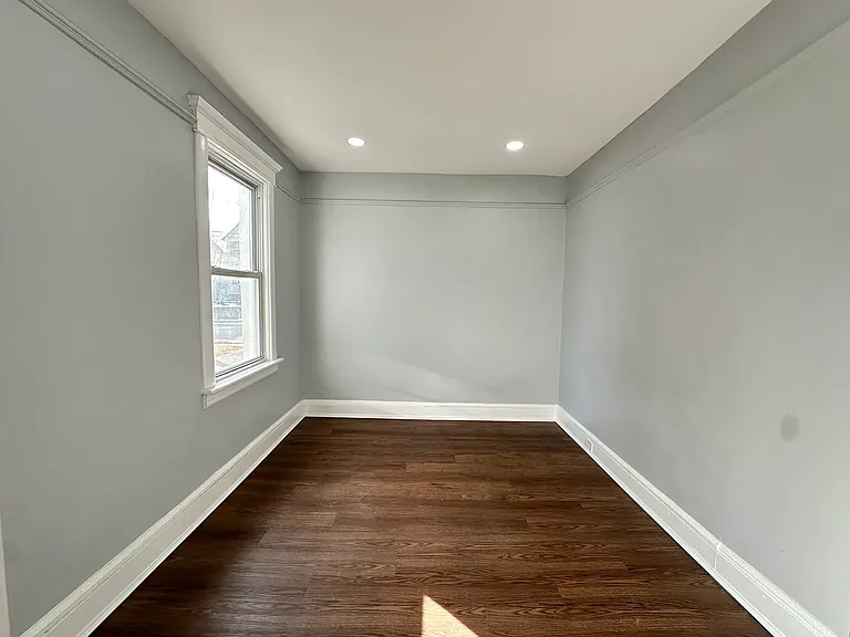 86 S Fulton St #2 — Photo 4