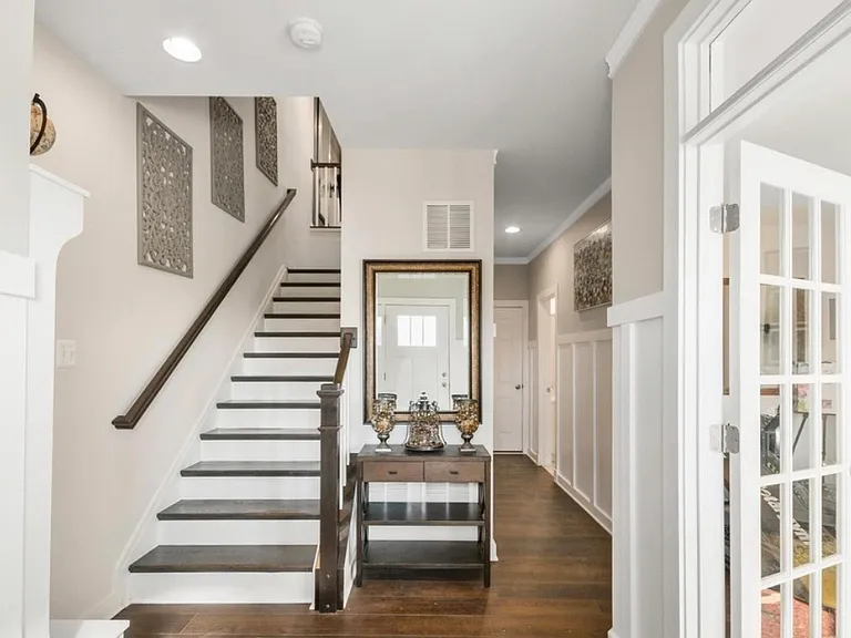 3321 Stone Barn Dr — Photo 8