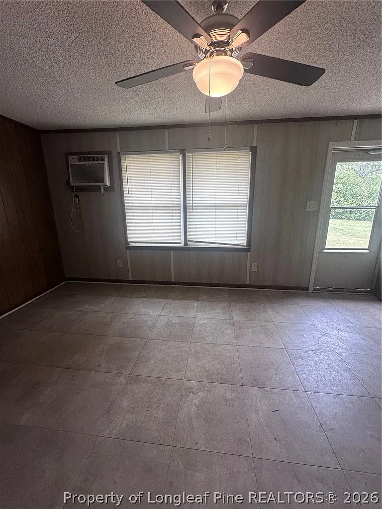 1 bed, 1.0 bath, 675 sqft, $725 — Photo 2