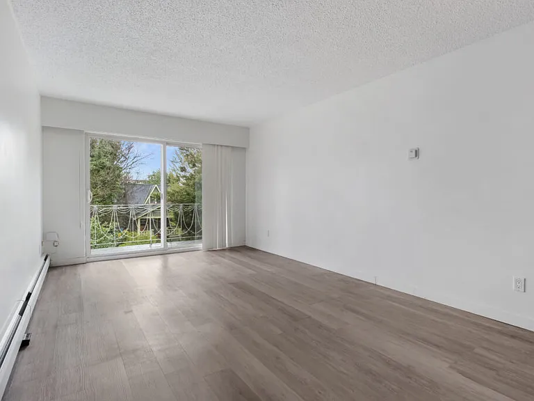 225 N Garden Dr #202 — Photo 11