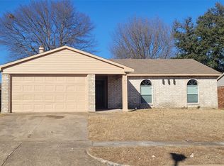 7143 Nutmeg Ln, Dallas, TX 75249