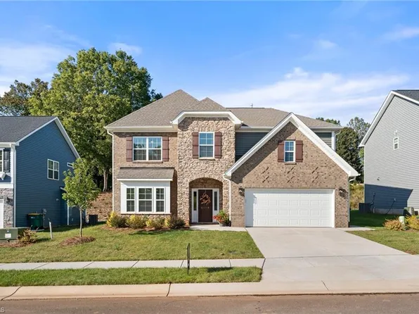 6118 Joshua Creek Ln, Clemmons, NC 27012