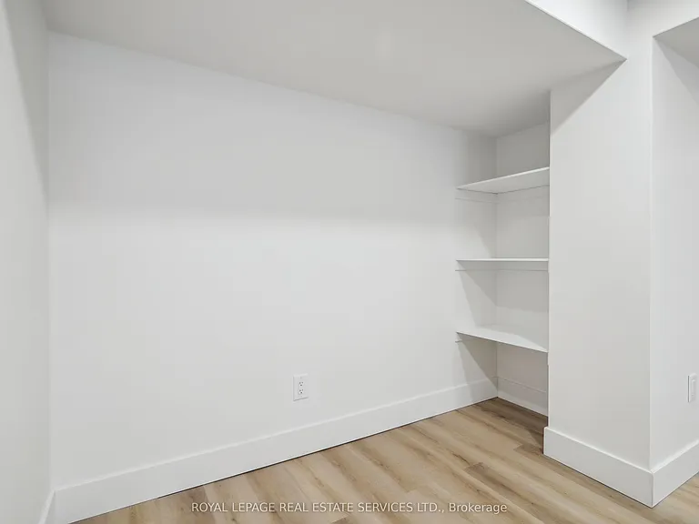 1 Yorkview Dr #B — Photo 7