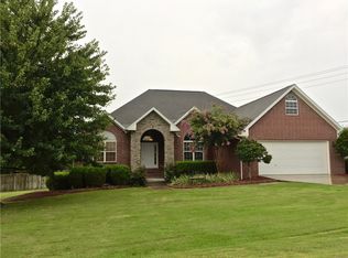 1762 Carmel Pl, Springdale, AR 72762