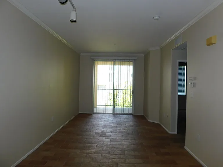 3412 Watermarke Pl — Photo 6