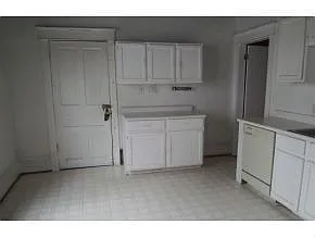 57 Algoma St photo 1