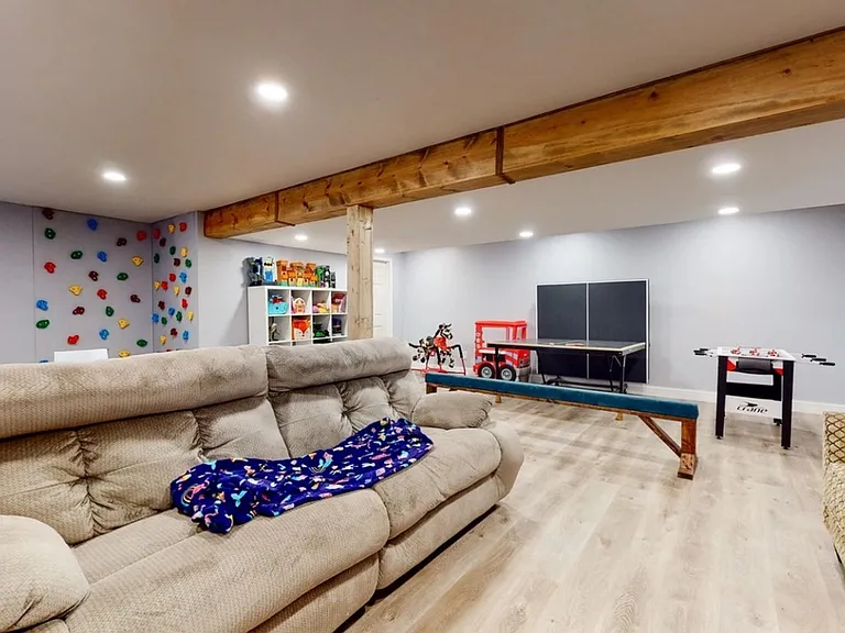14 Kleggstone Cir — Photo 31