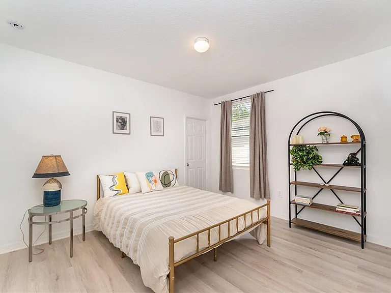573 Vista Villages Blvd — Photo 31