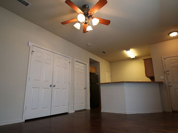 4th image of 125 Sunburst Ct