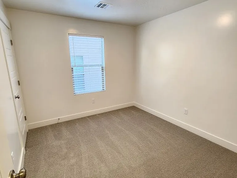 5912 S Legolas Ln — Photo 26