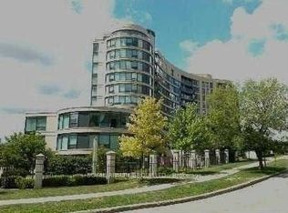 18 Valley Woods Rd #1013, Toronto, ON M3A 0A1