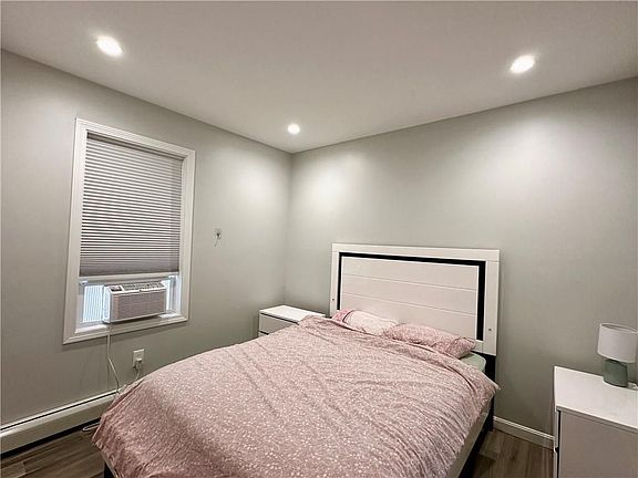 5th image of 29 Ann St APT 3