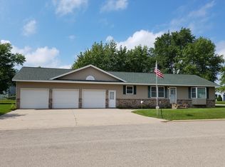 13 Dutch Ave SW, Richmond, MN 56368