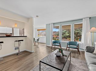 1603 Eagle Ridge Dr S #D-1, Renton, WA 98055