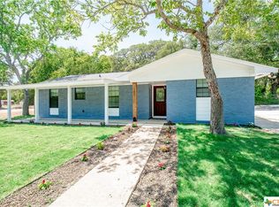 1001 S Walker St, Belton, TX 76513