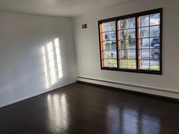 91 Hanover Ave, Staten Island, NY 10309