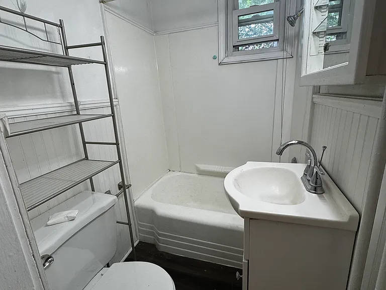 3521 Beechwood Blvd #J — Photo 4