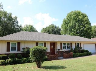 3661 S Ferguson Ave, Springfield, MO 65807