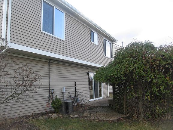 2nd image of 200 Aberdeen Ct #217