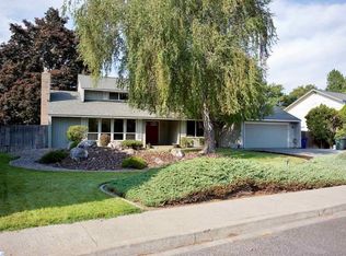 144 Patton St, Richland, WA 99354