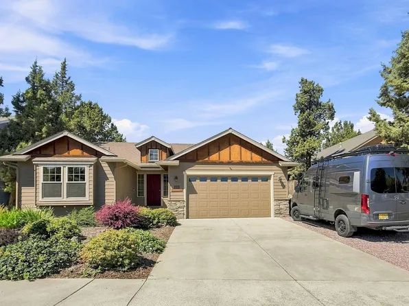 2021 SW 41st St, Redmond, OR 97756
