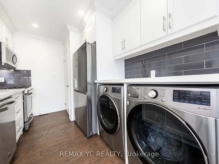 77 Talbot Rd — Photo 15