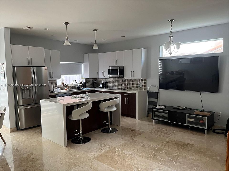 1st image of 8235 NW 191st Ln #39B-1