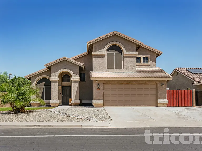 15028 W Honeysuckle Ln — Photo 1