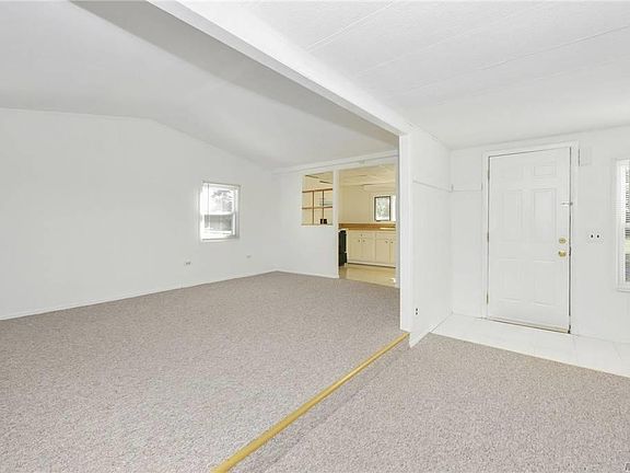 4th image of 703 Fresh Pond Ave Unit 152