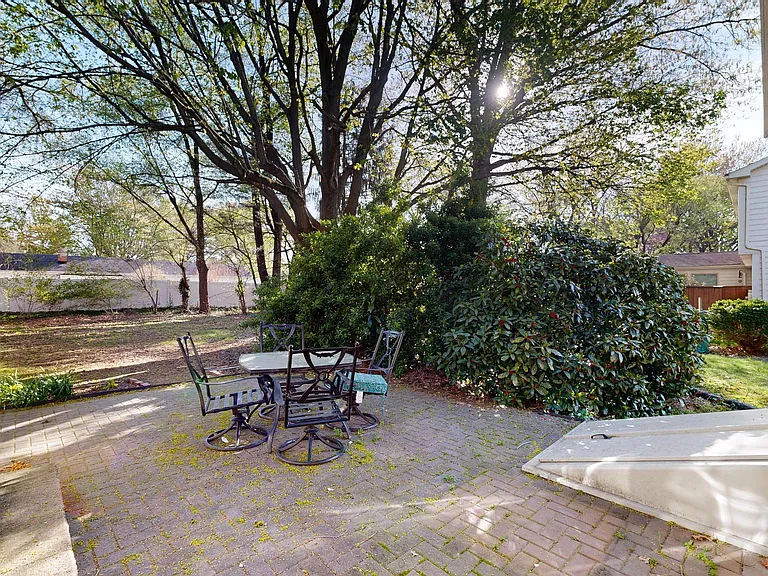 74 S Fairfield Dr — Photo 27