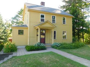 907 N Hoosac Rd, Williamstown, MA 01267