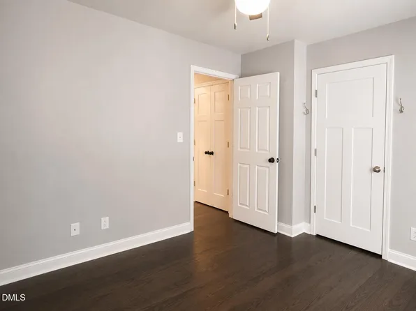 10 Crystal Oaks Ct, Durham, NC 27707