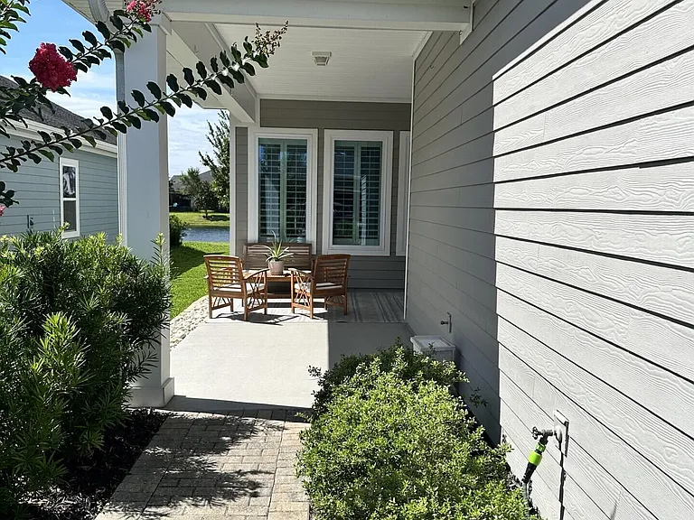228 Dalton Cir — Photo 31