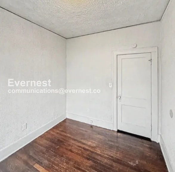 11391 Belleterre Ave #1S — Photo 22