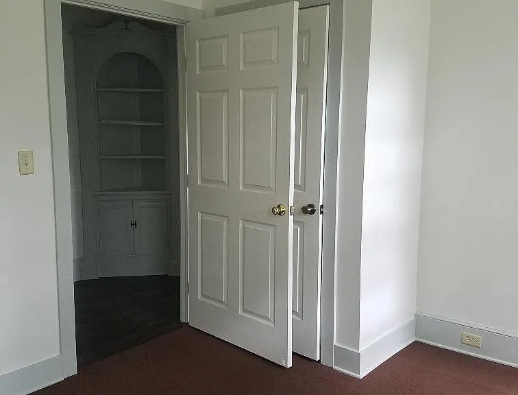 115 Llenroc Ct — Photo 9