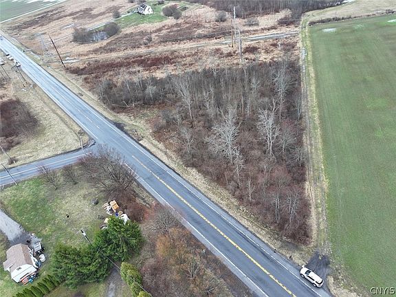 3rd image of Lewiston Rd