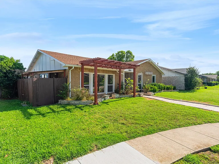 1952 Rambling Ridge Ln — Photo 18
