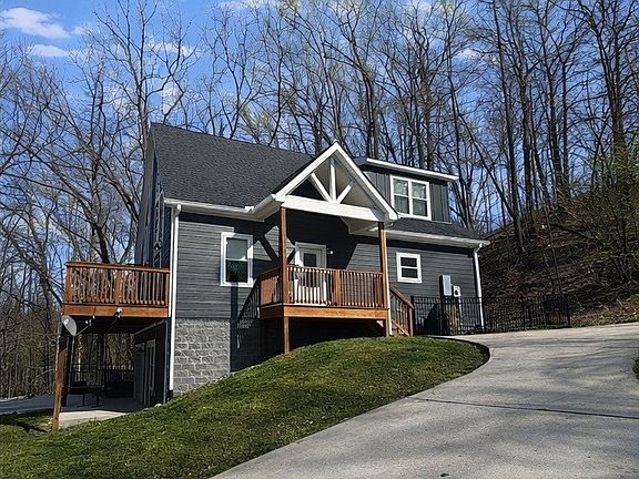 2nd image of 805 Weeping Willow Rd