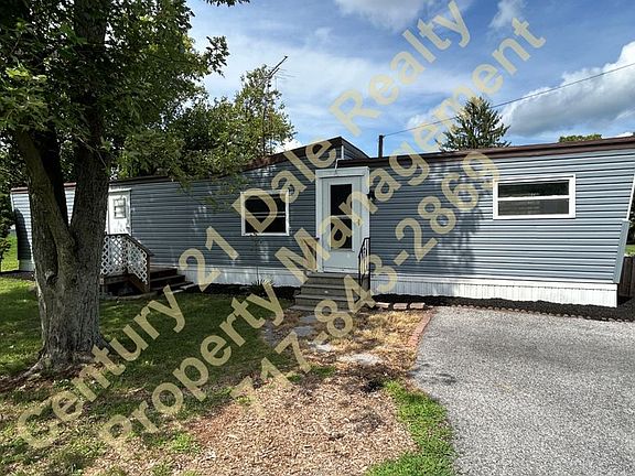 2nd image of 1854 Walnut Ave