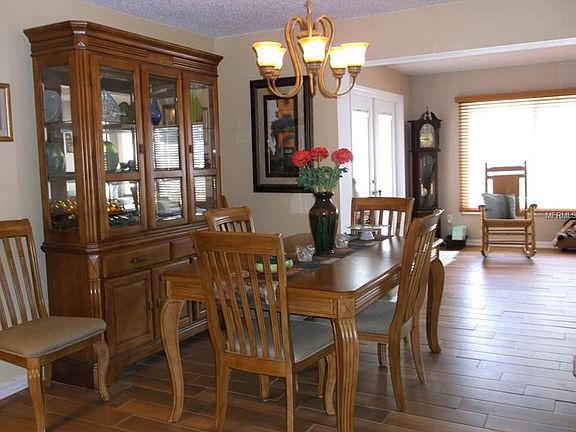 5th image of 1817 Driftwood Cir N