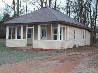 140 Elmwood Ln, Nekoosa, WI 54457