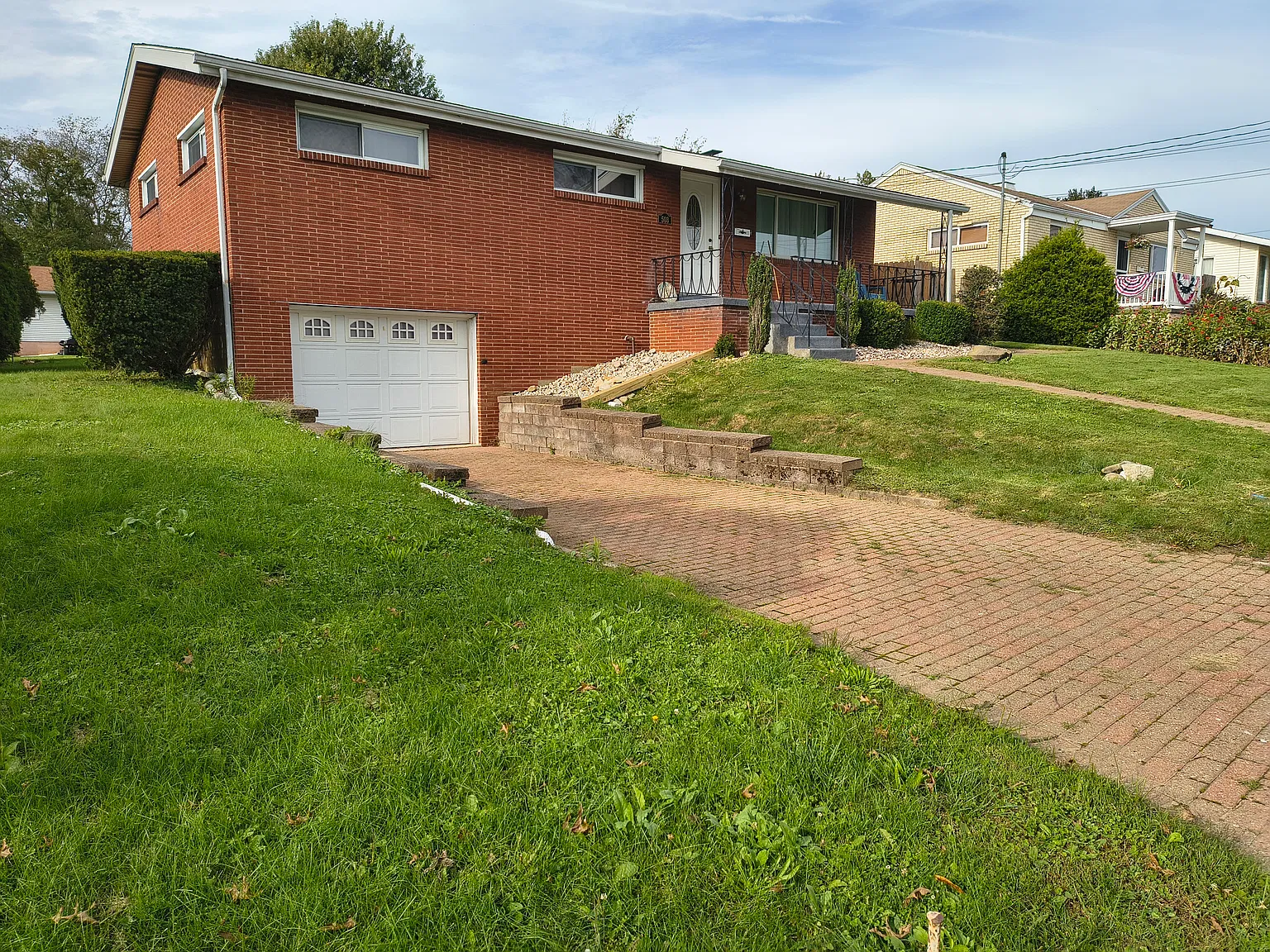 3 bed, $1,600 — Photo 3